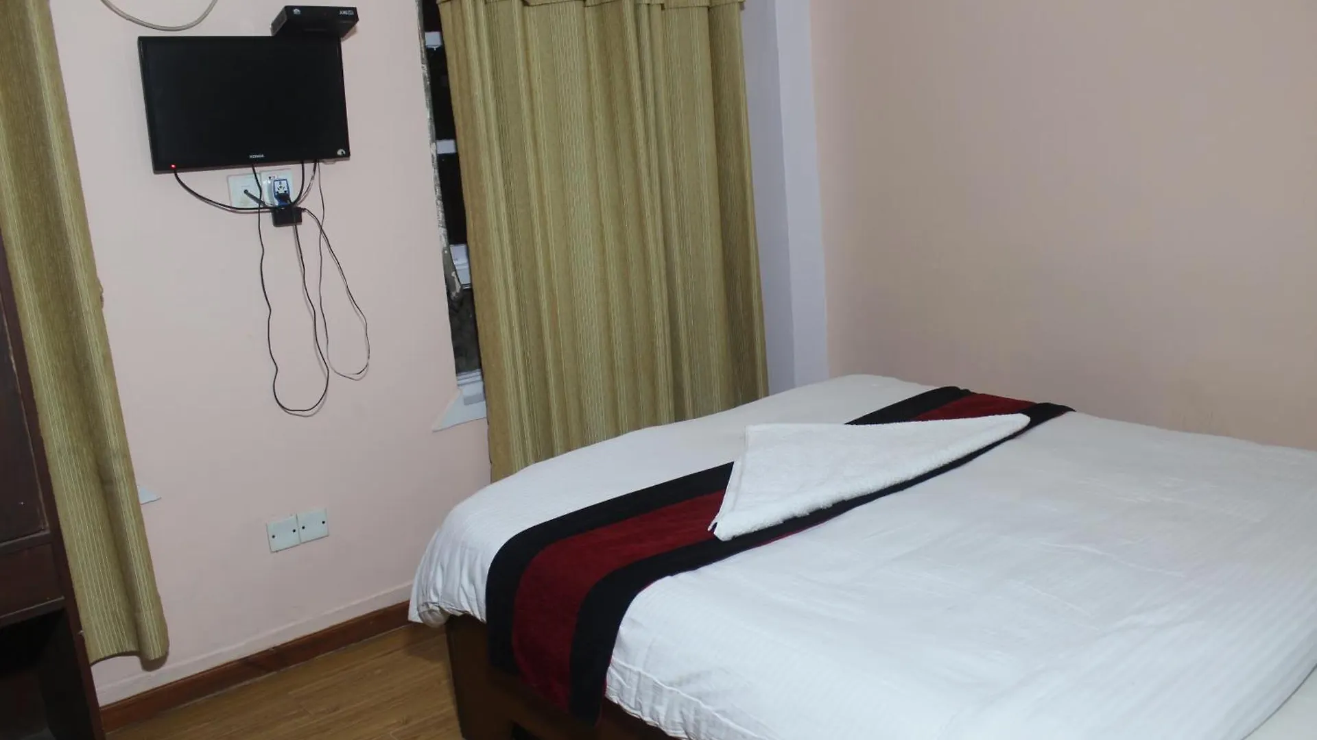 Hotel Happy Home Or Mudkhu Durbar Katmandú Nepal